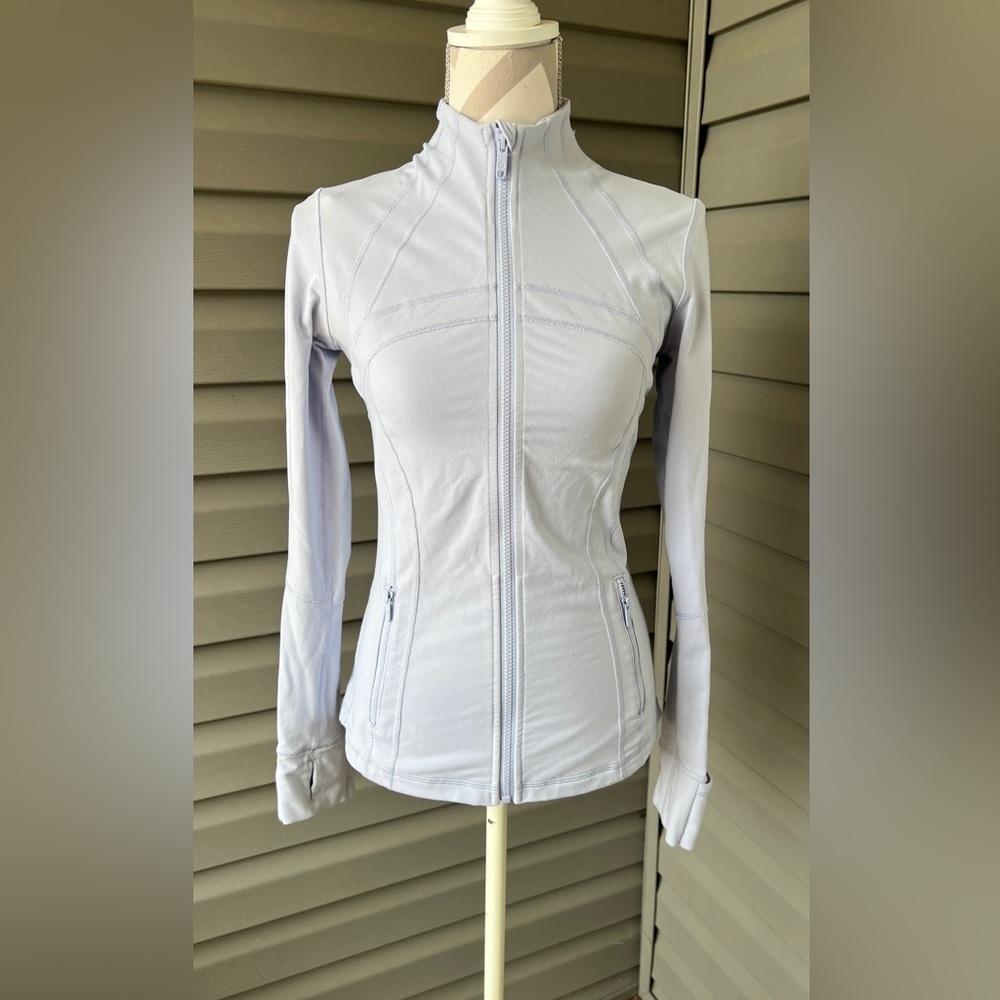 Lululemon Light Purple Women’s Jacket Sz 8 - Picture 1 of 8